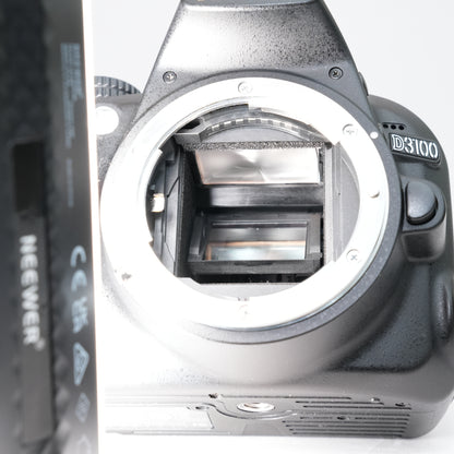 [ Near Mint ] NIKON D3100