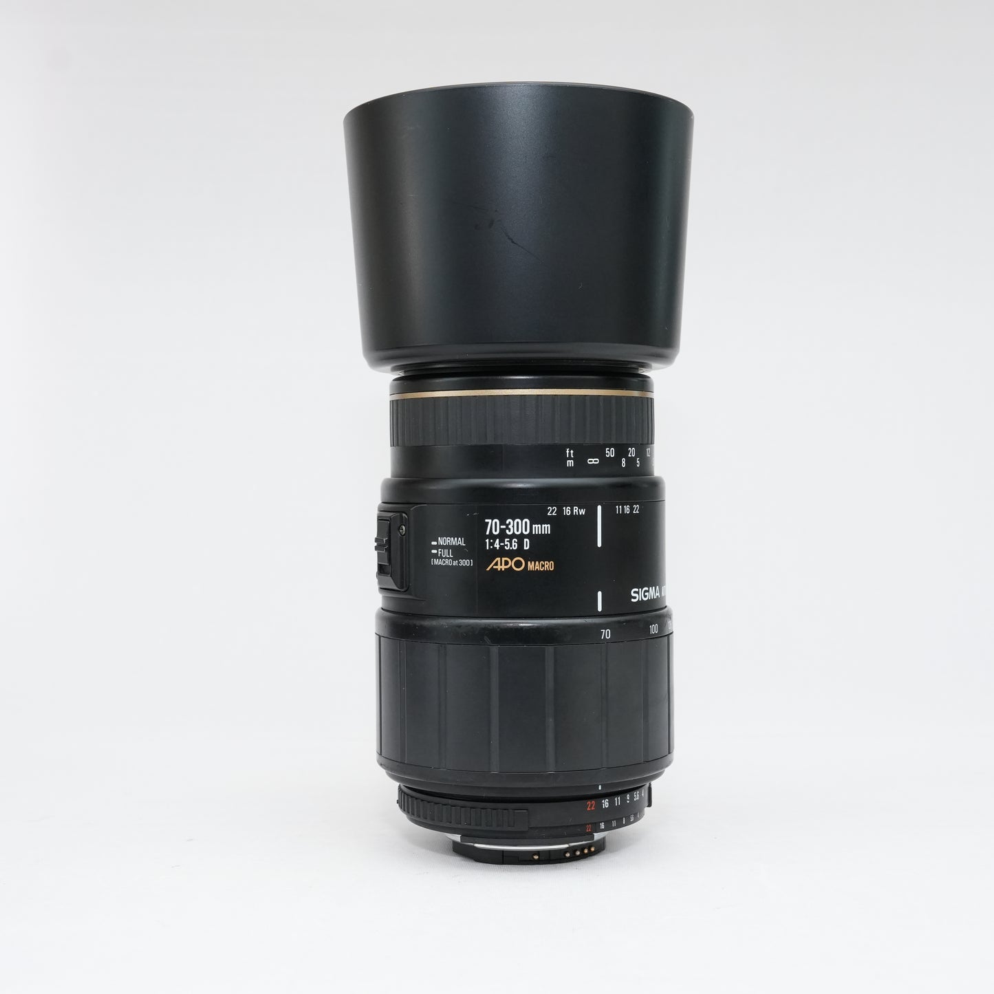 [ Fair ] SIGMA APO MACRO 70-300mm 1:4-5.6 D F mount