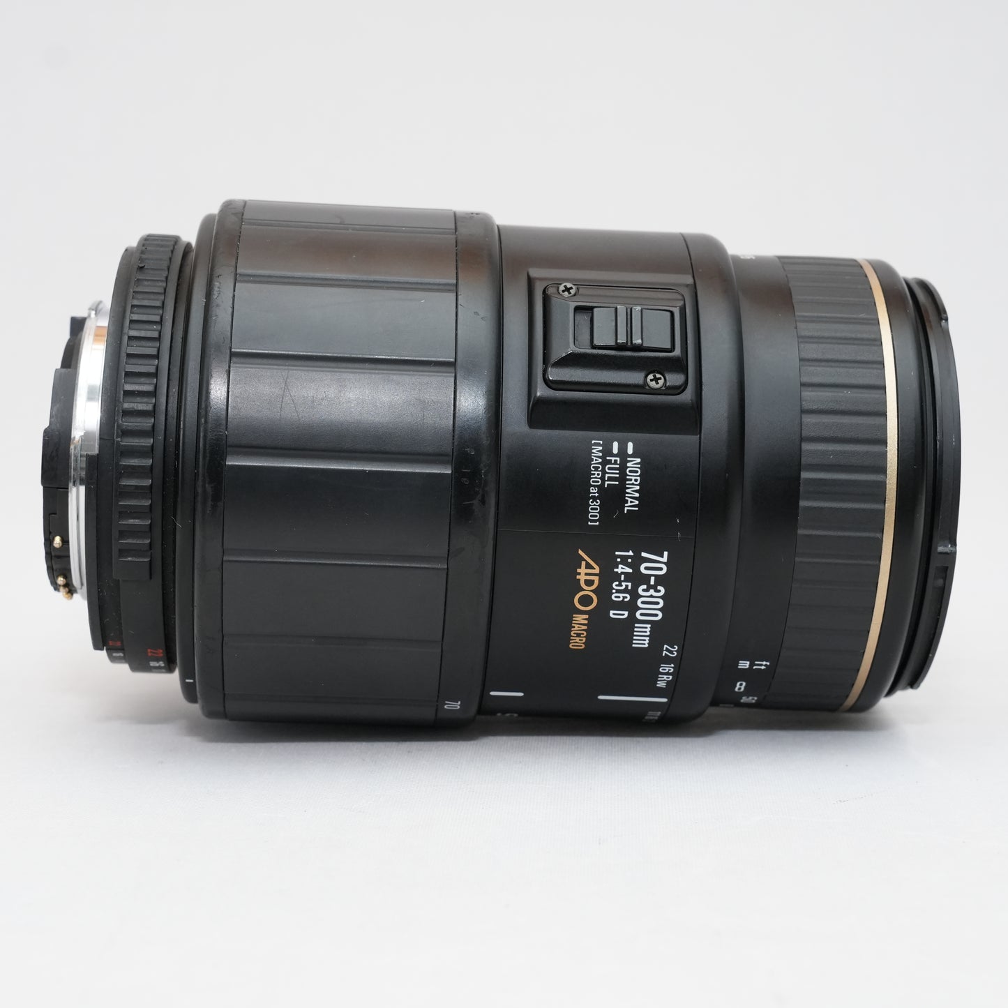 [ Fair ] SIGMA APO MACRO 70-300mm 1:4-5.6 D F mount