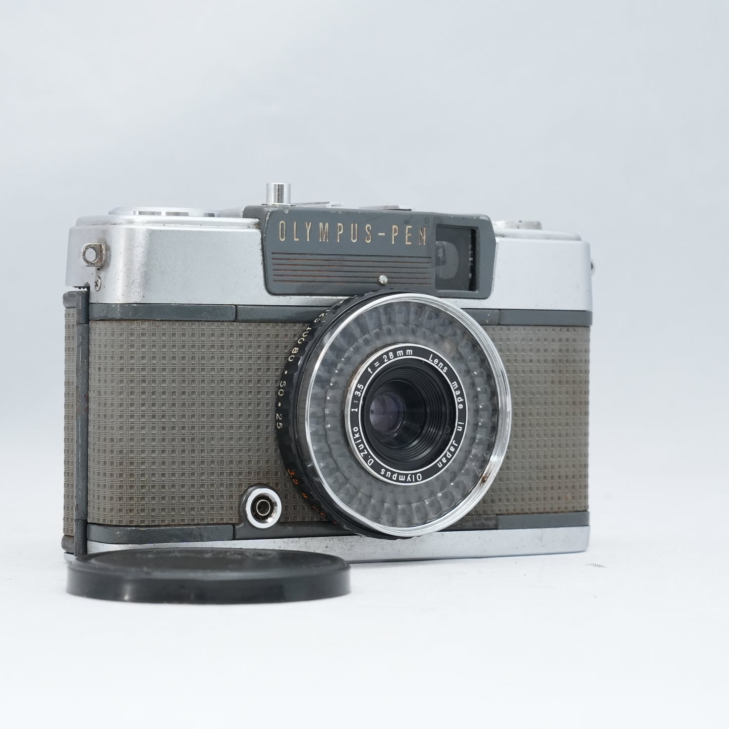 Olympus PEN EE-2