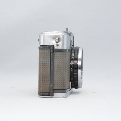 Olympus PEN EE-2