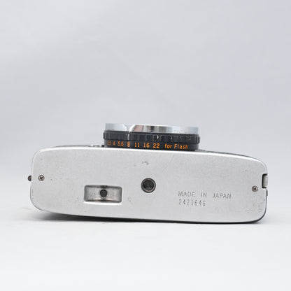 Olympus PEN EE-2
