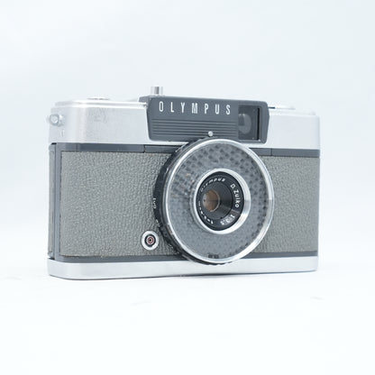 Olympus PEN EE