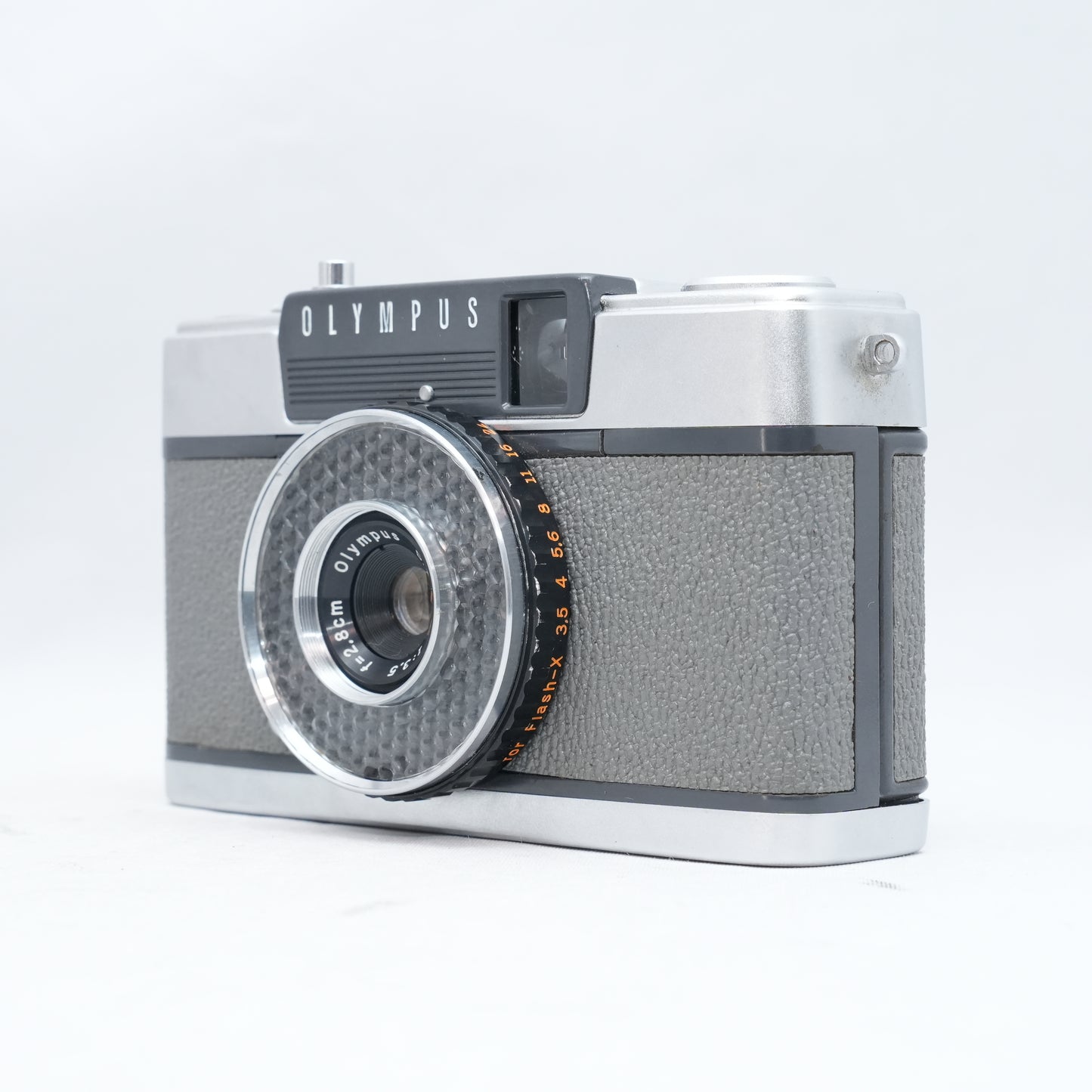 Olympus PEN EE