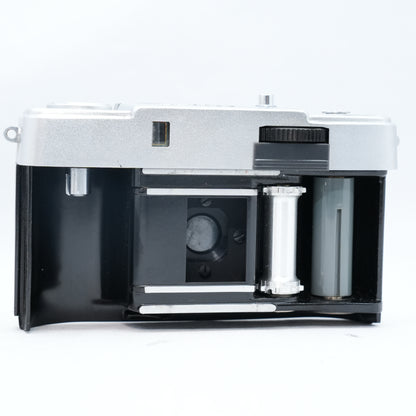 Olympus PEN EE