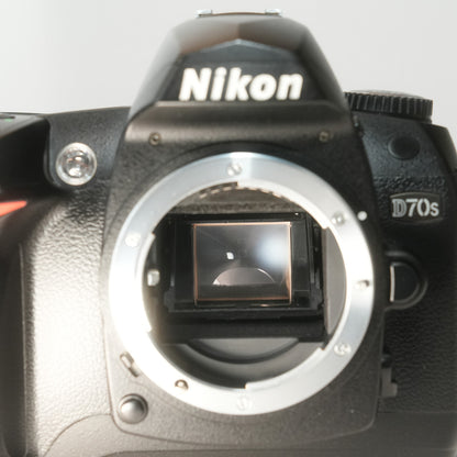 [ Excellent ] Nikon D70s