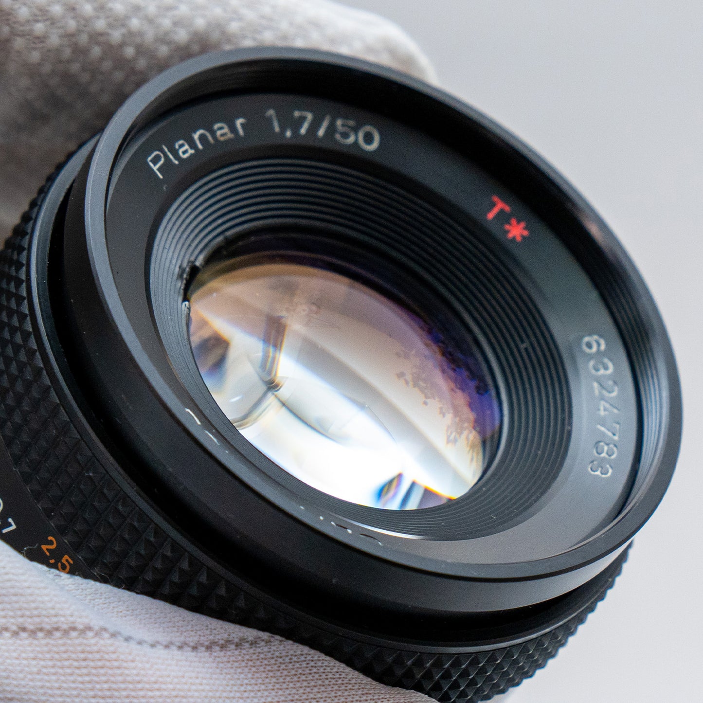 [ Bargain ] CONTAX Carl Zeiss Planar T* 50mm F1.7 AEJ