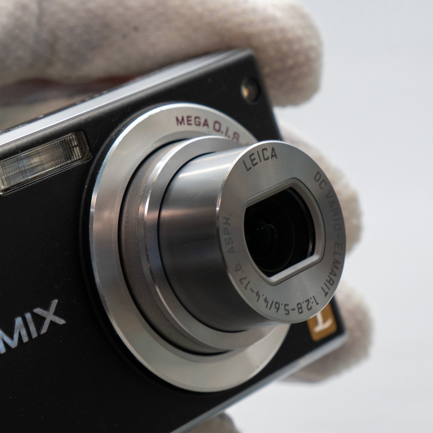 [ Near Mint ] Panasonic LUMIX DMC-FX35