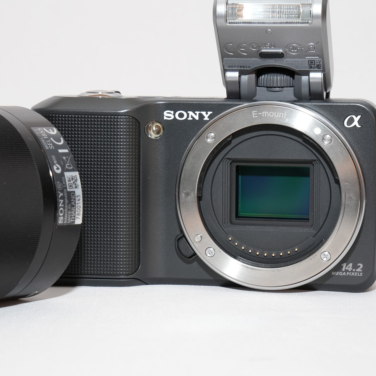 [ Excellent ] SONY NEX-3 with 18-55mm F3.5-5.6 OSS